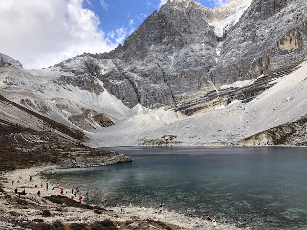 Yading National Nature Reserve Management Bureau 2