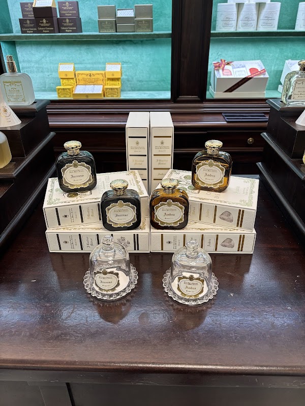 Officina Profumo Farmaceutica di Santa Maria Novella 3