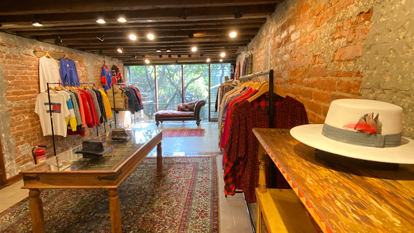 Goodbye Folk Vintage Boutique 4