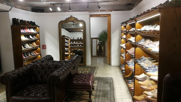 Goodbye Folk Vintage Boutique 3