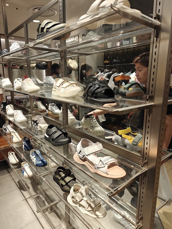 Onitsuka Tiger Shinjuku 2