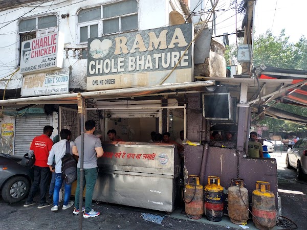 Rama Chhole Bhature