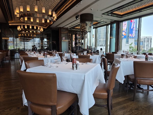 Wolfgang's Steakhouse Bangkok 5