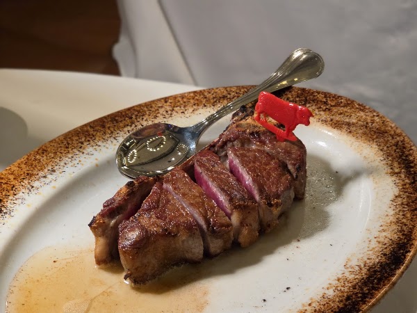 Wolfgang's Steakhouse Bangkok 3