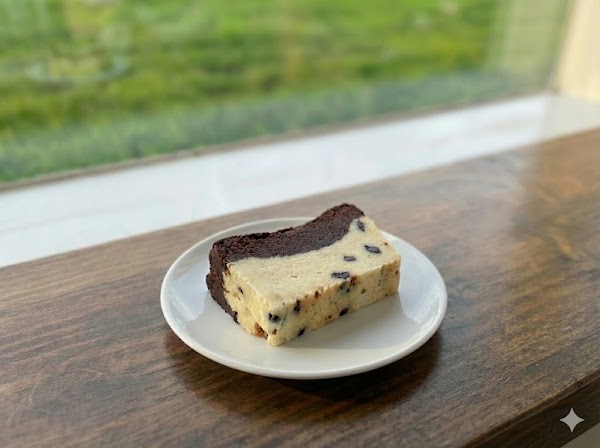 BEECAVE(비케이브) Jeju Cave Cafe 5