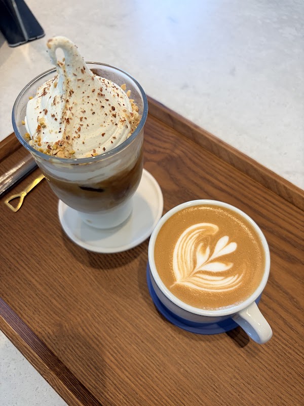 BEECAVE(비케이브) Jeju Cave Cafe 4