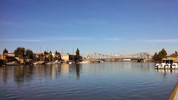 Alameda 3