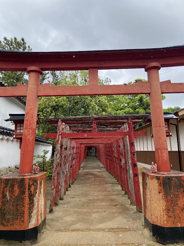 Shirotori Shrine 4