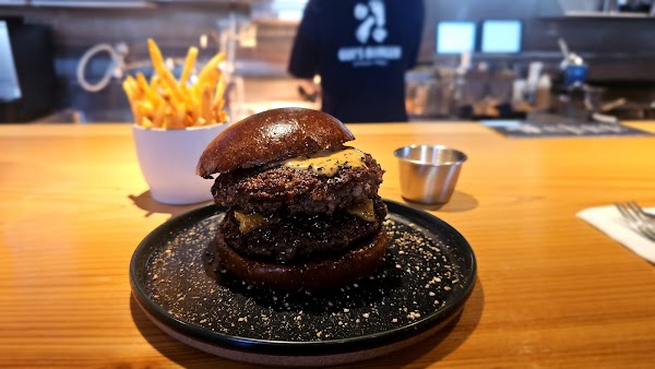 Gui's Burger 4