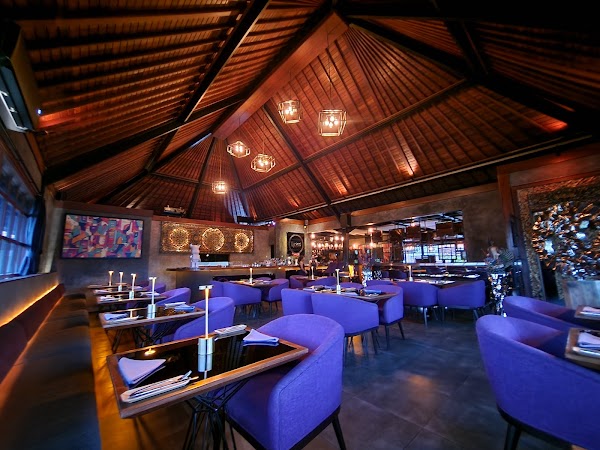 Lynked Restaurant