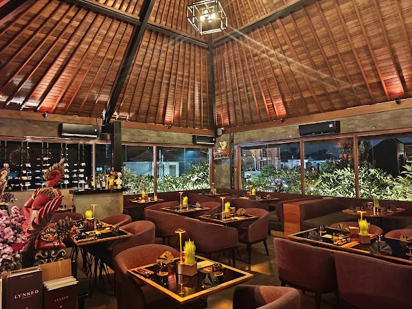 Lynked Restaurant 3
