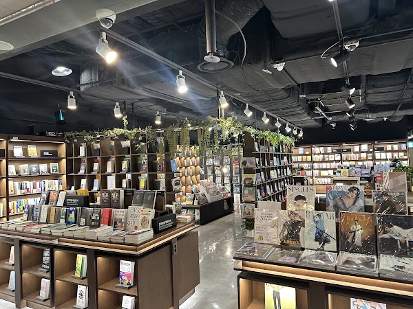 hanyang bookstore & cafe 5