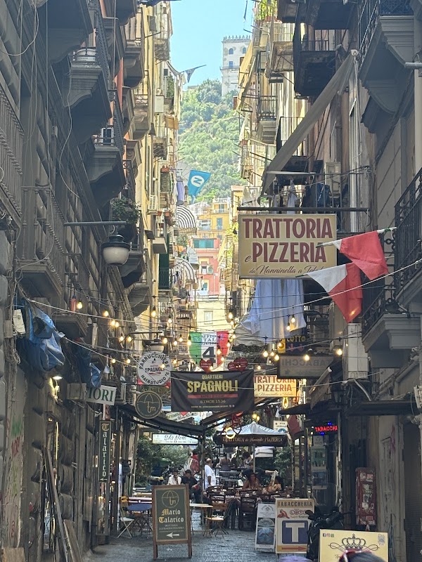 Largo Maradona 4