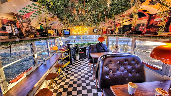 The American SchoolBus Cafe