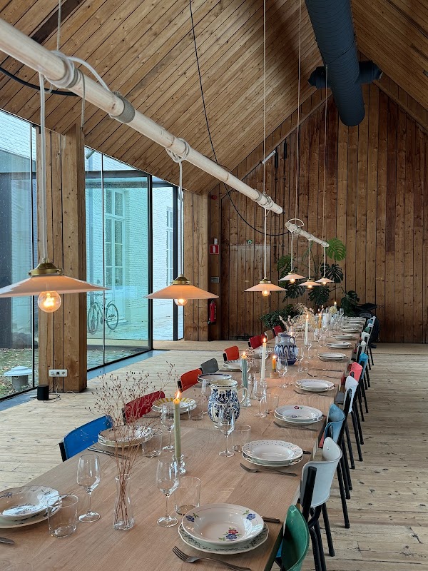 PLEK Restaurant & Coworking