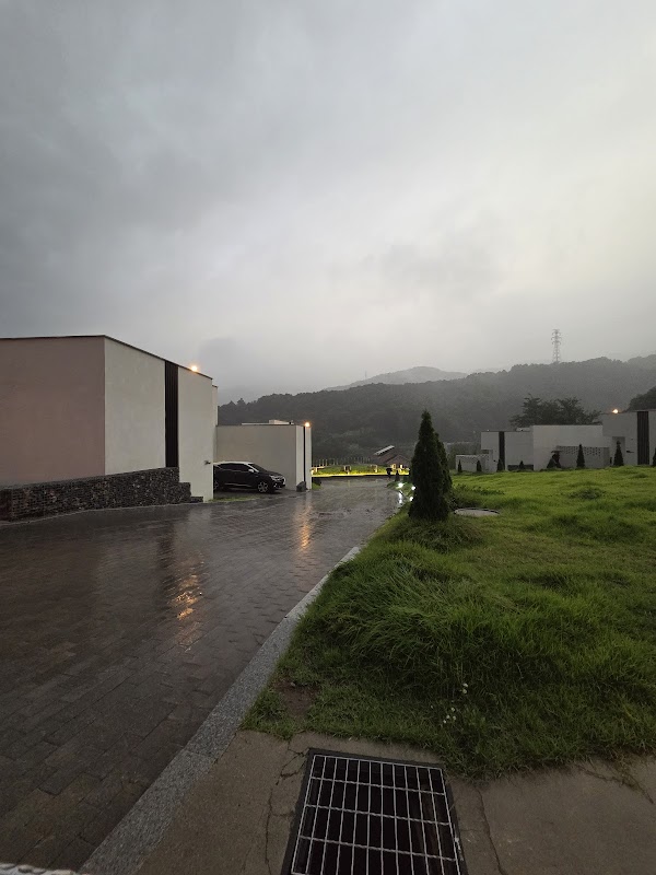 Chuncheon Interstellar Pool Villa 1