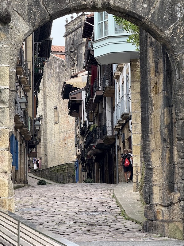 St. Maria Gate 2