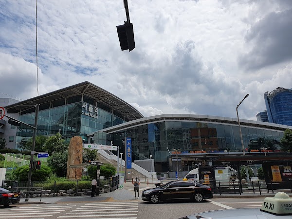 Seoul Station 4