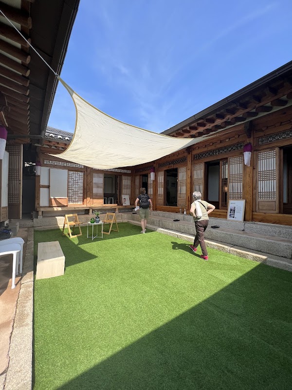 Bukchon Traditional Crafts Center 2
