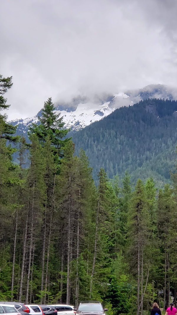 Lindeman Lake Parking Lot 4