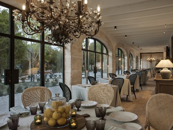 Jacaranda Restaurant
