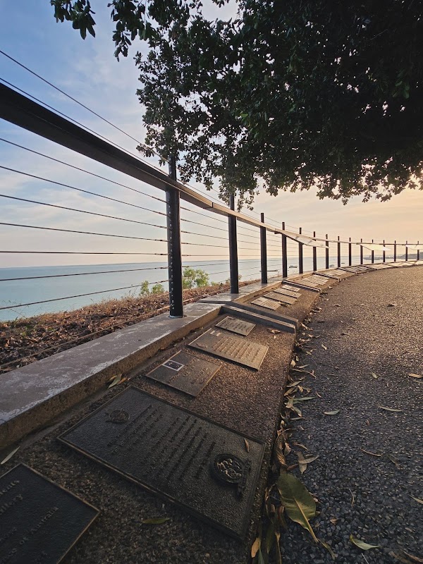 Darwin Cenotaph War Memorial 3