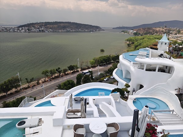 Songyun Cliff Hotel