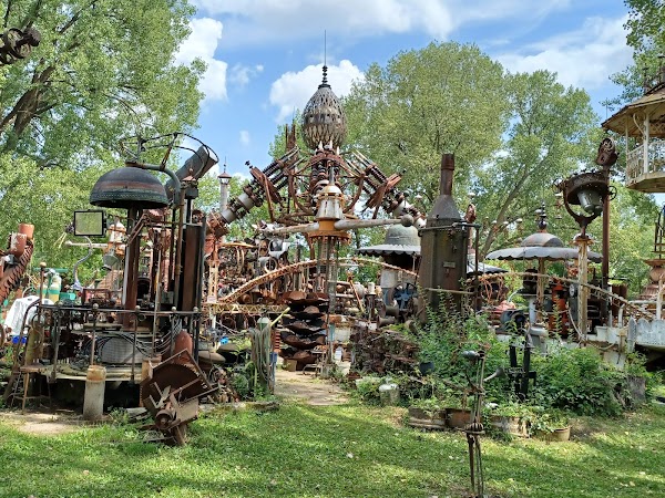Dr. Evermor's Sculpture Park 1