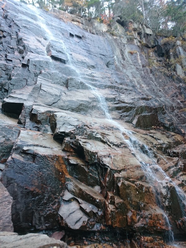 Arethusa Falls Road 1