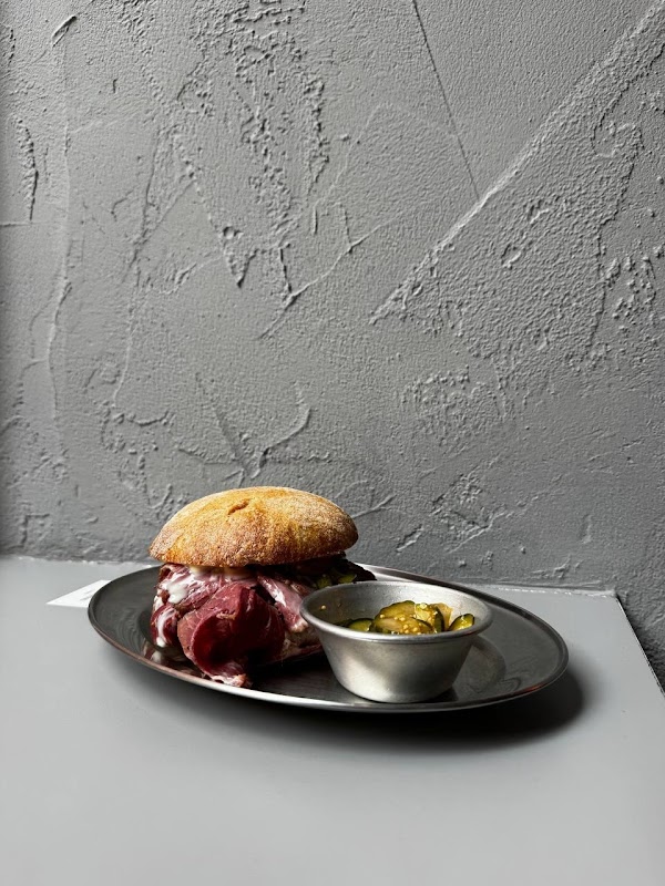 Let’s Pastrami | Sandwiches and wine in Lisbon 2
