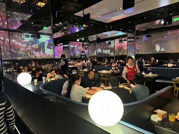 Haidilao Wisdom Restaurant Branch