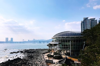 Nurimaru APEC House 1