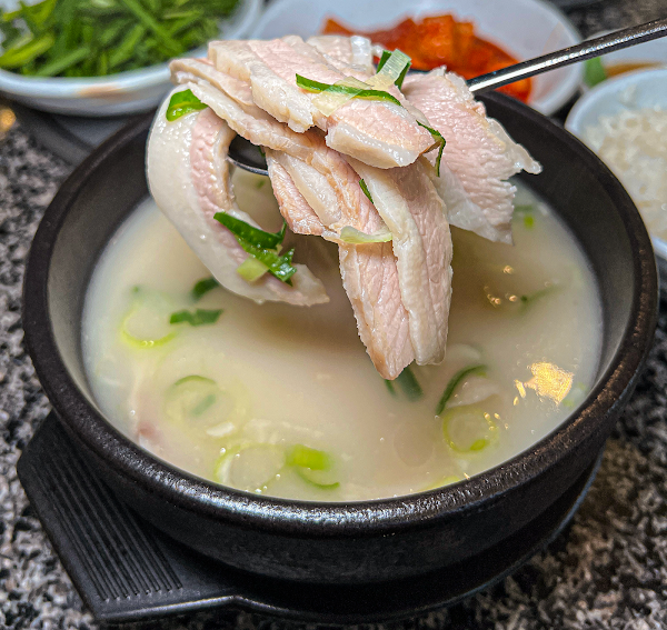 Halme-jip Dwaeji-gukbap Haeundae headstore 5