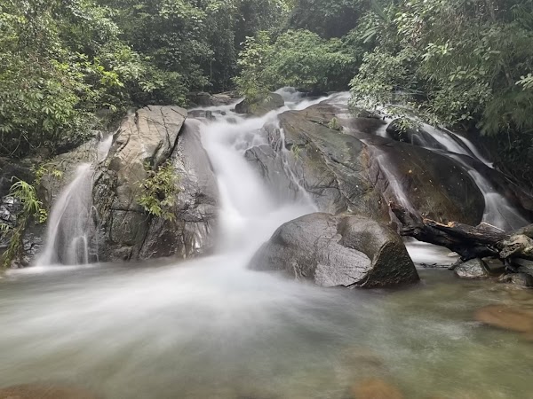 Ton Pling Waterfall
