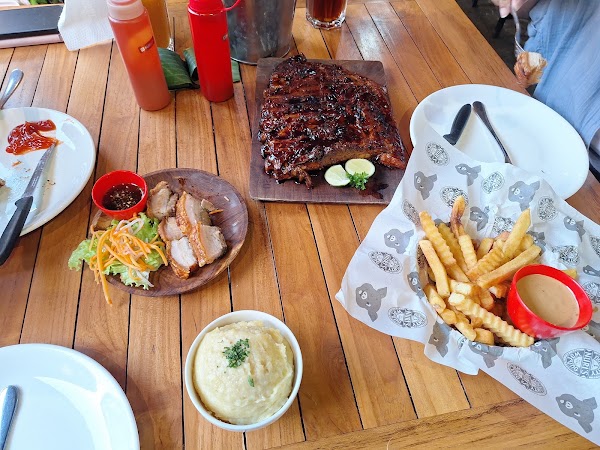 Naughty Nuri's Warung Seminyak 2