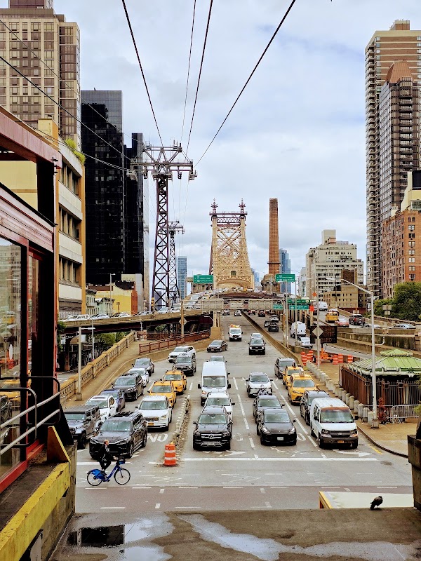 Roosevelt island tram