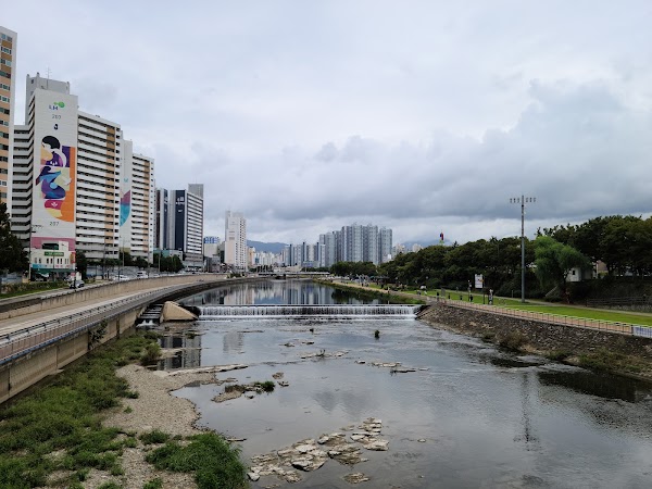 Sincheon Bridge