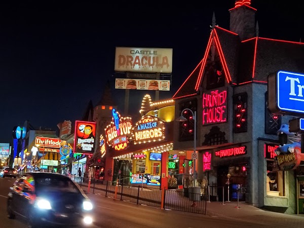 Clifton Hill 5