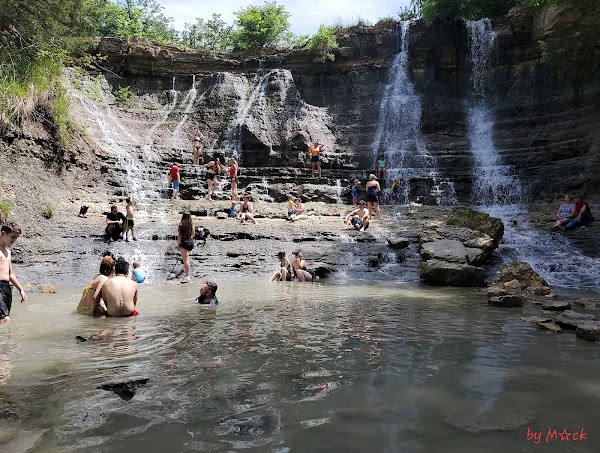 Geary County Lake Waterfall Parking 1