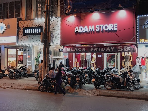 Adam Store Cầu Giấy