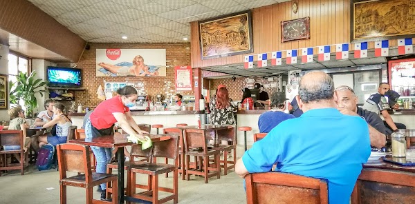 Cafe Coca Cola