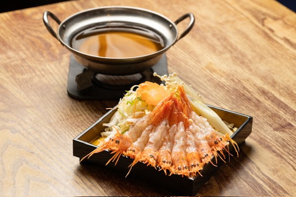 Popular sushi restaurant Uoshin Sakaba 5