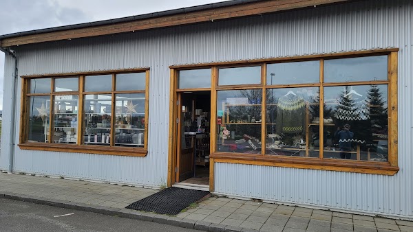 Woolmarket Local Store 1
