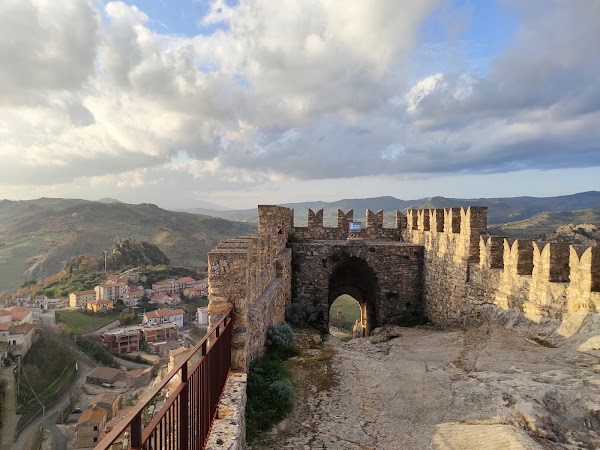 Castello di Sperlinga 3