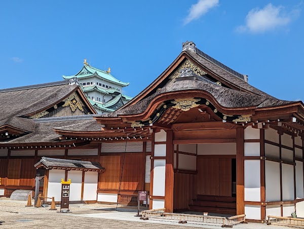 Honmaru Palace 1