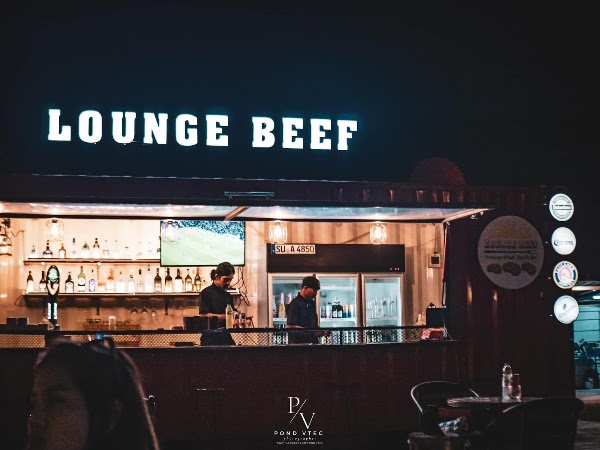 Lounge Beef 1
