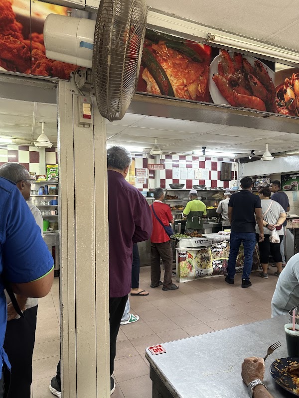 Nasi Kandar Pokok Ceri • Kedai Makan Ceri 4