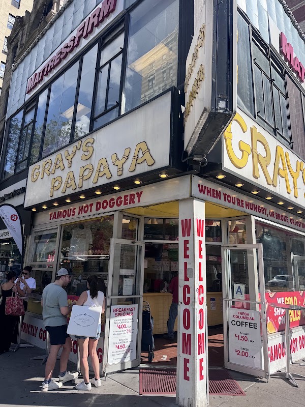Gray's Papaya 2
