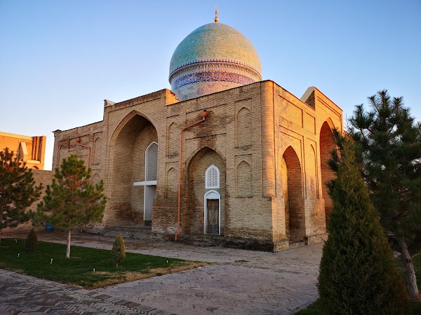 Hazrati Imam complex 4