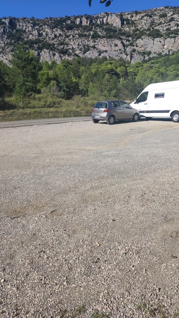 Parking de Félines